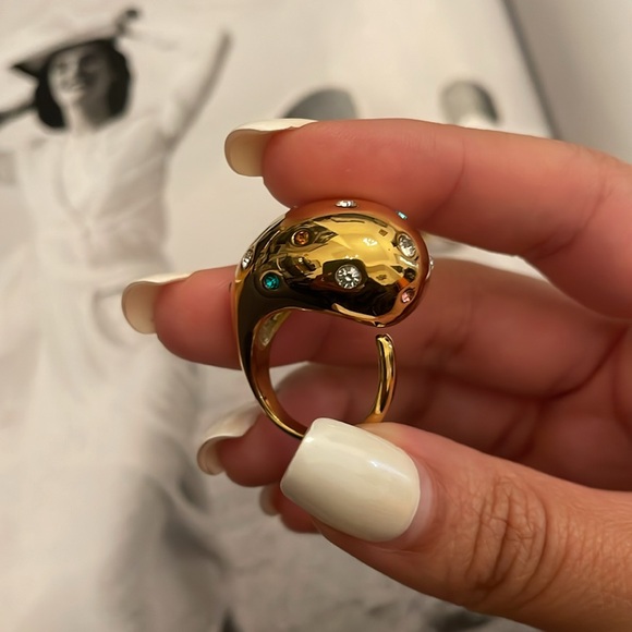 Chunky gold rings - Picture 5 of 7